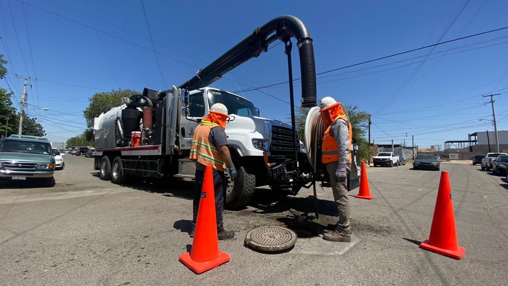LLEVA CESPM JORNADA DE SERVICIOS AL FRACCIONAMIENTO VALLE DEL PEDREGAL