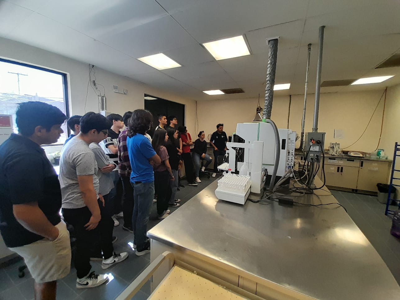 REFUERZA CESPM CONOCIMIENTO DE ESTUDIANTES DEL TECNOLÓGICO NACIONAL DE MÉXICO EN LABORATORIO DE CONTROL DE PROCESOS