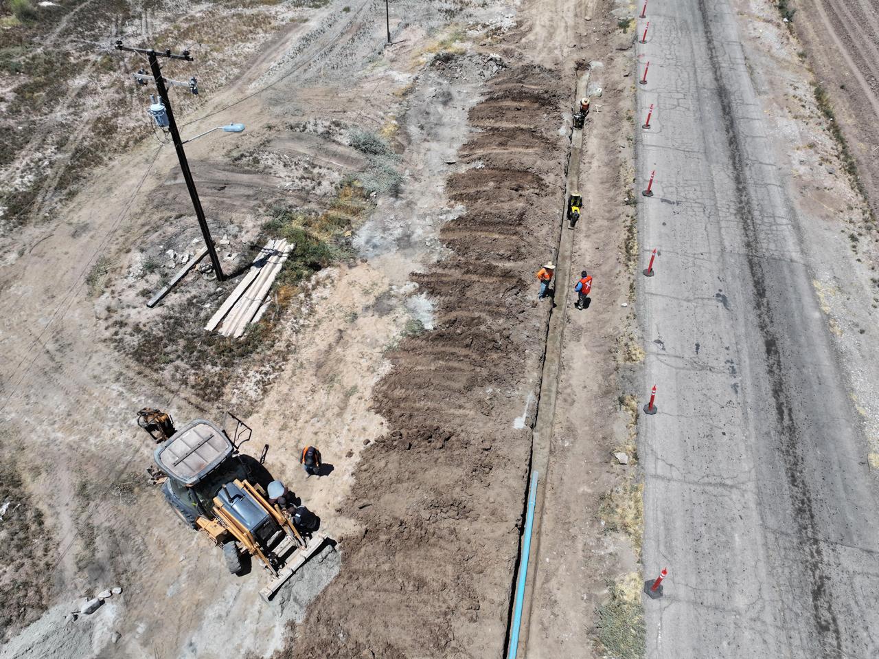 CESPM CONSTRUYE RED DE AGUA POTABLE EN LA COLONIA SILVA, EN EL VALLE DE MEXICALI 
