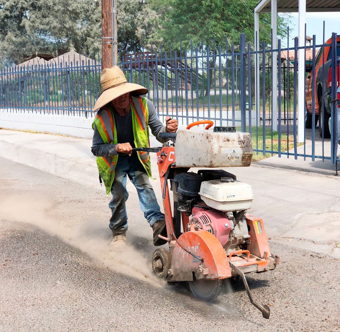 INICIA OBRA DE REPOSICIÓN DE TUBERÍAS PARA MEJORA DEL SERVICIO DE AGUA POTABLE EN JARDINES DEL LAGO  
