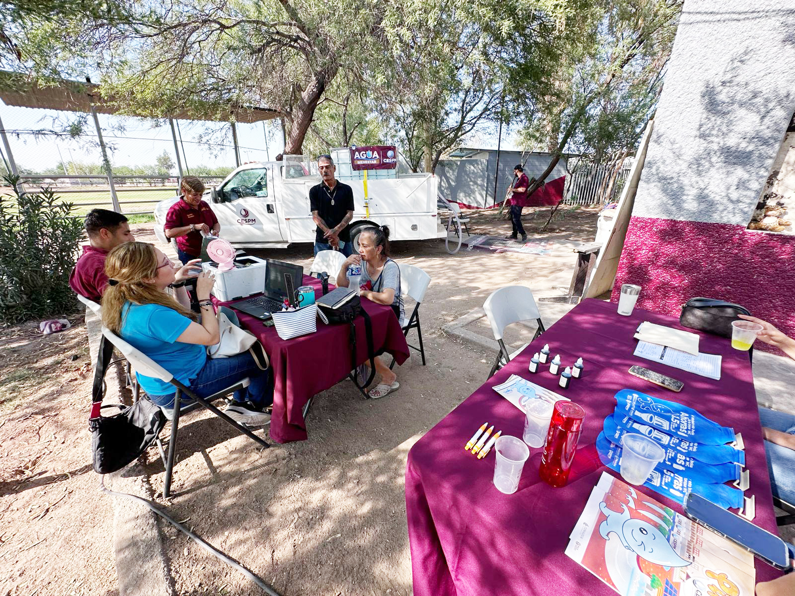 CESPM LLEVA MESA DE ATENCIÓN Y CAJA MÓVIL A LA COLONIA ROBLEDO Y VALLE DEL PUEBLA 