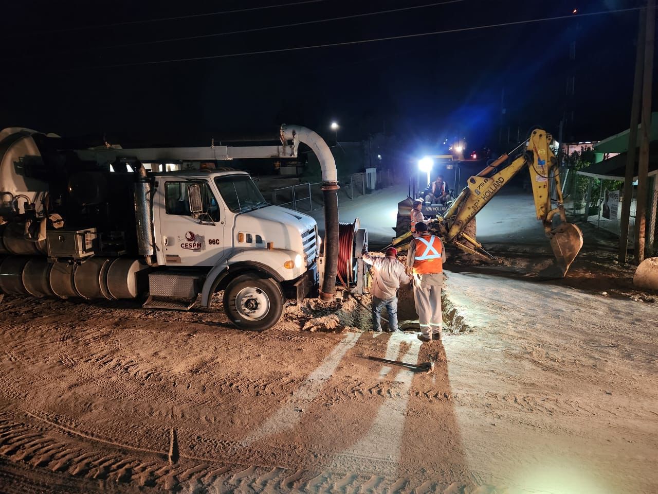 CESPM LLEVA A CABO TRABAJOS DE MANTENIMIENTO Y ATENCIÓN DE EMERGENCIAS DURANTE EL FIN DE SEMANA EN MEXICALI Y SU VALLE  