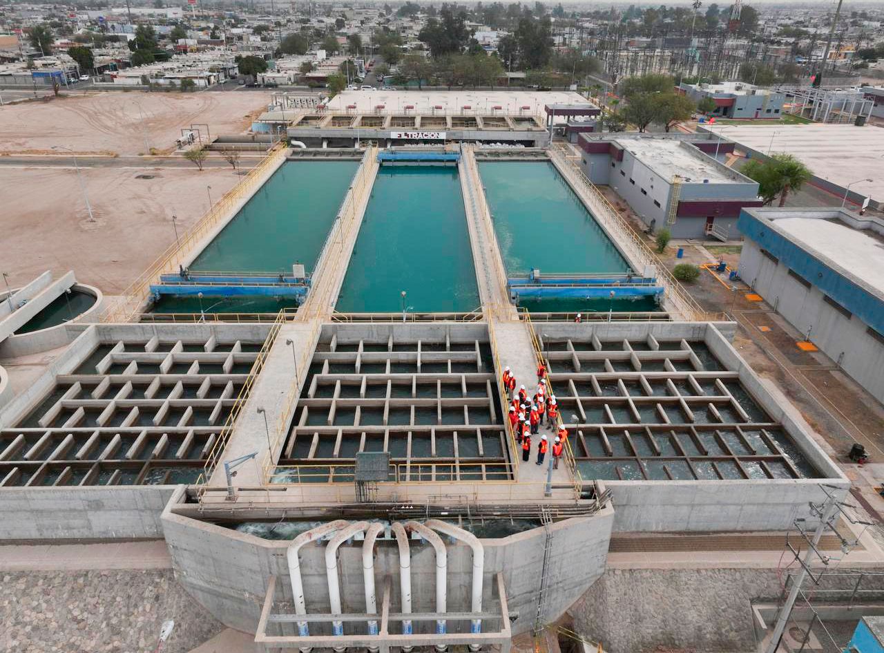 ESTUDIANTES DE INGENIERÍA CIVIL VISITAN LA PLANTA POTABILIZADORA 3 DE CESPM 