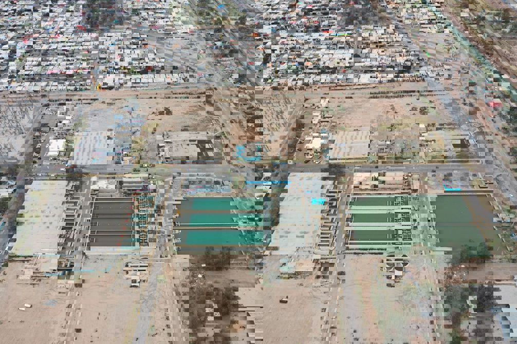 CESPM TRABAJÓ EN LA RESOLUCIÓN DE  INTERMITENCIA EN EL SERVICIO DE AGUA POTABLE EN LA ZONA PONIENTE DE MEXICALI POR FALLA ELÉCTRICA