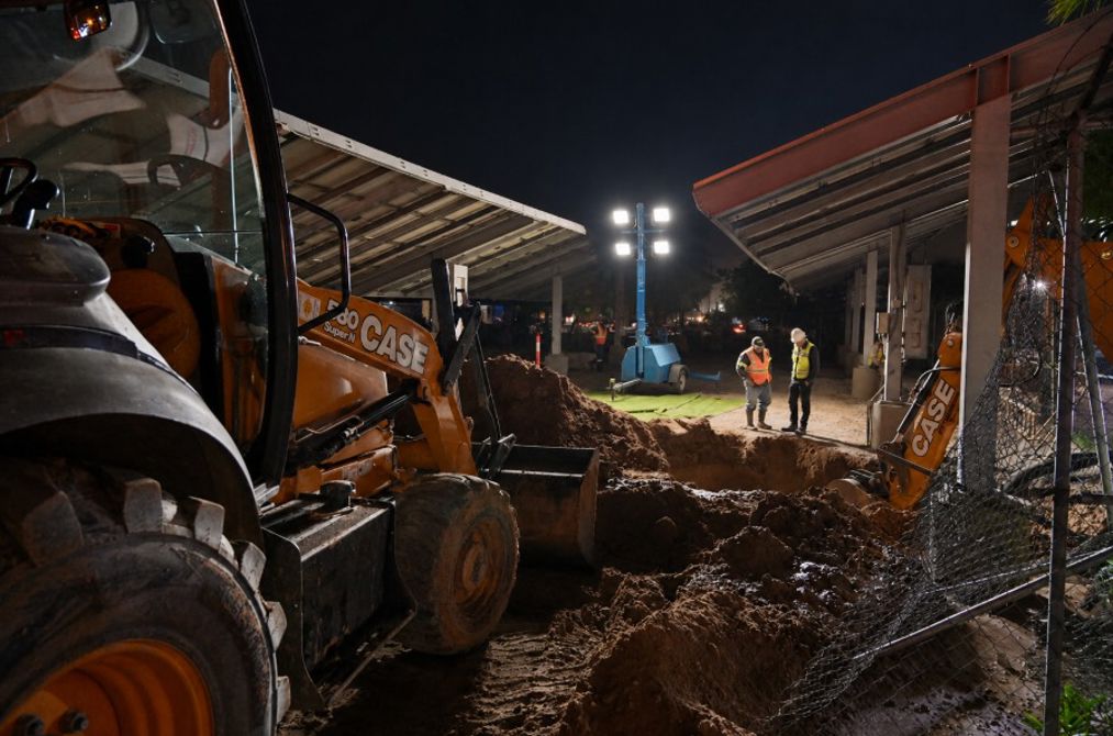 CESPM REALIZA TRABAJOS PARA Y REPARAR FUGA DE AGUA POTABLE EN NOVENA E INDEPENDENCIA